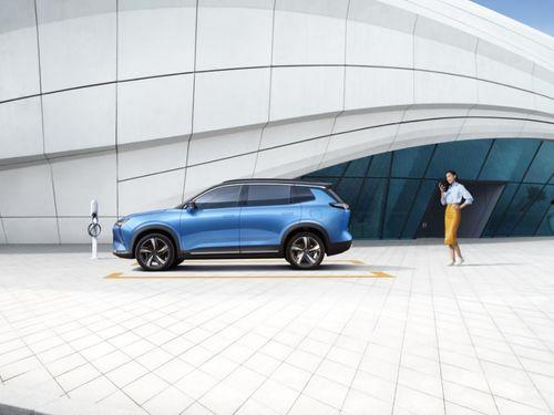 玉林新电梯爆料事件视频,揭秘背后惊人真相  第1张